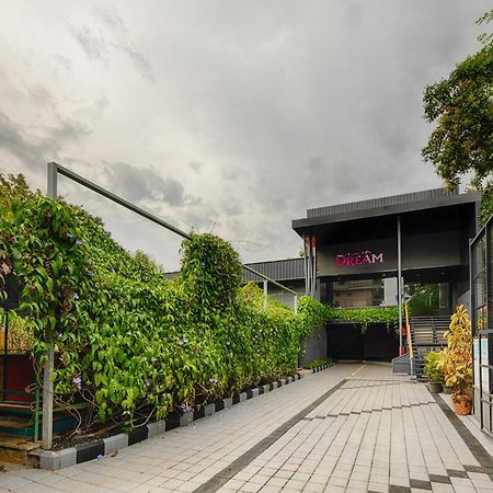 מלון Thrissur Vidya Residency מראה חיצוני תמונה