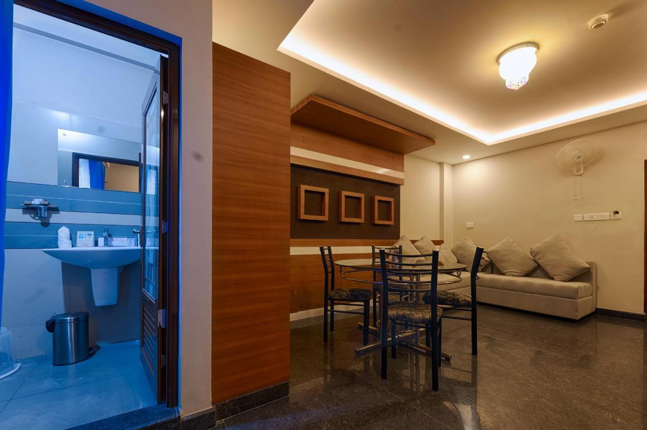 מלון Thrissur Vidya Residency מראה חיצוני תמונה