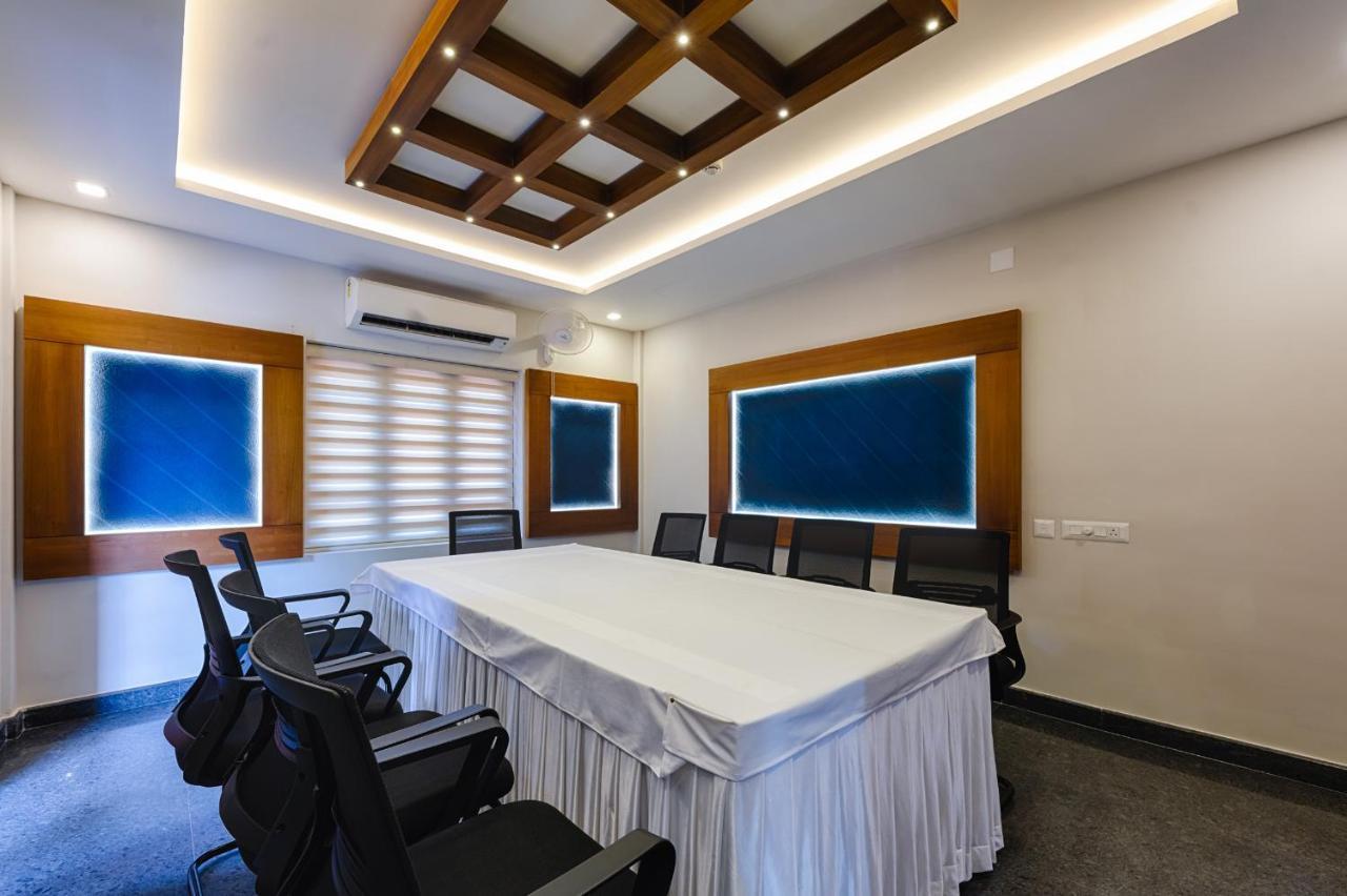 מלון Thrissur Vidya Residency מראה חיצוני תמונה
